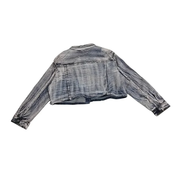 Plus Size Acid Antique Wash Button Front Long Sleeve Denim Jacket - denim - Picture 3 of 5